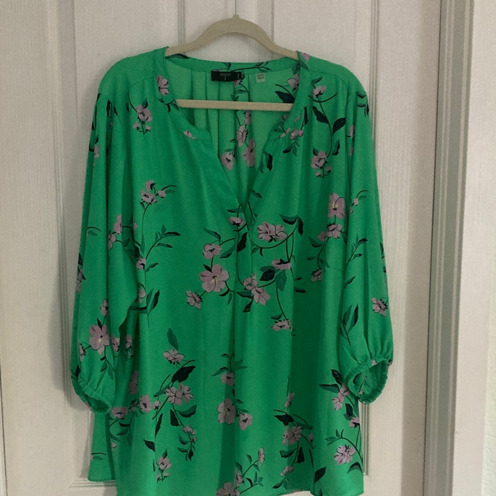 Tahari Green Floral Split-V Blouse with Pink Blossoms